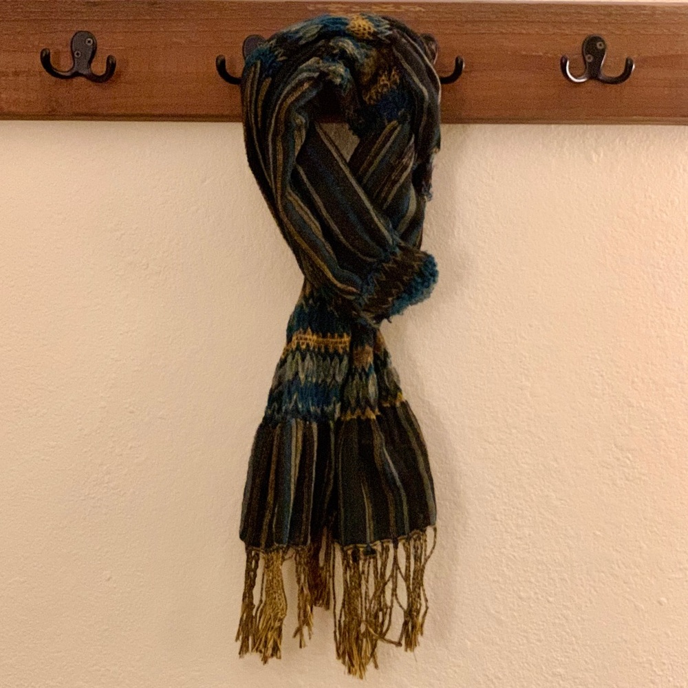 Mixed Pattern Mid-Length Scarf